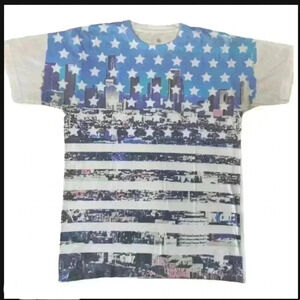 On The Byas American Flag New York “Twin Towers” Graphic T-Shirt Size S